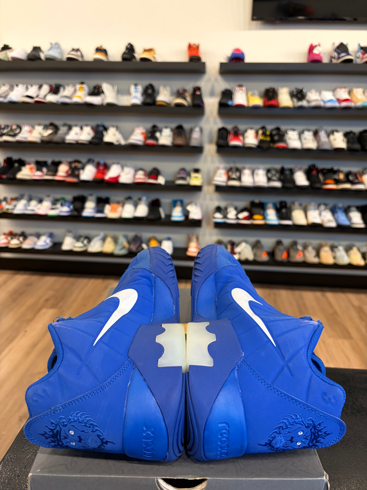 Nike LeBron Witness IX Blue Size 10.5 Pre-Owned