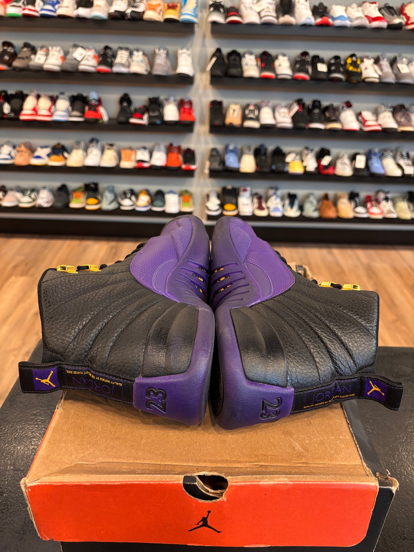 Jordan 12 Field Purple Size 9.5 Pre-Owned