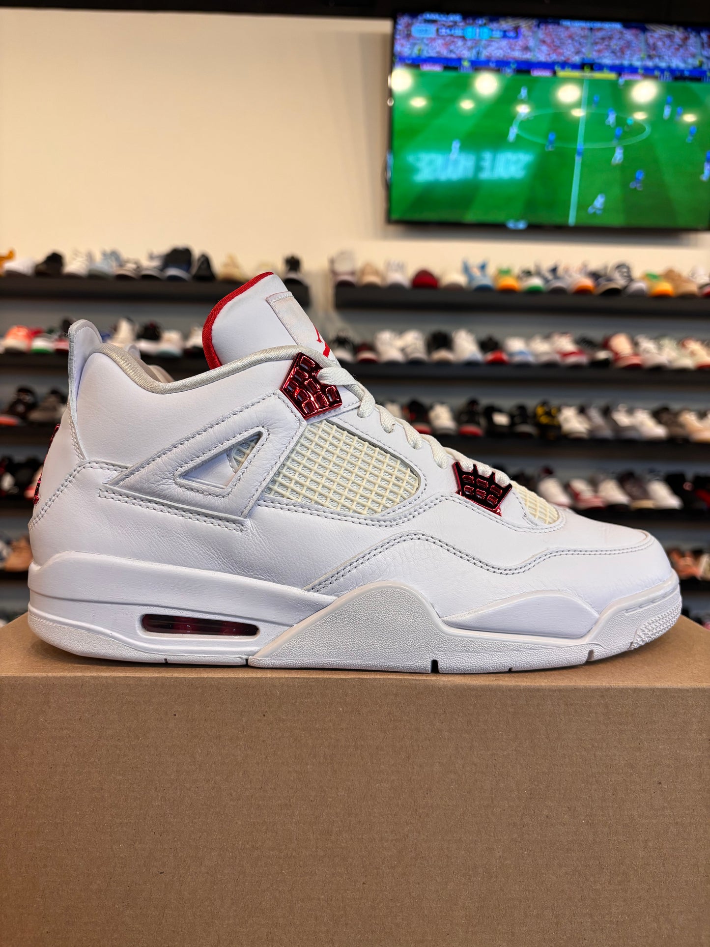 Jordan 4 Red Metallic Size 11.5 Pre-Owned (No Box)