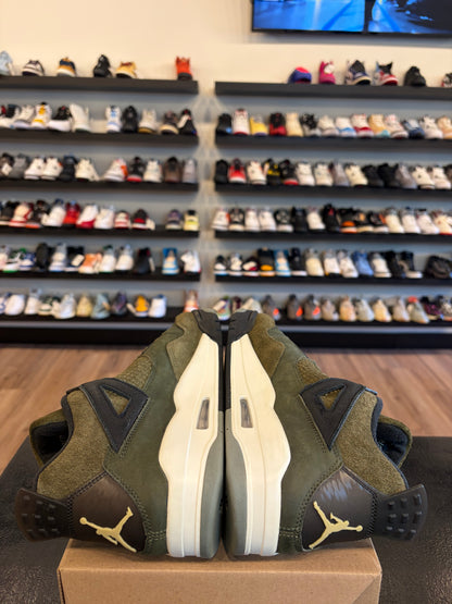 Jordan 4 Craft Olive Size 10.5 Pre-Owned (No Box)