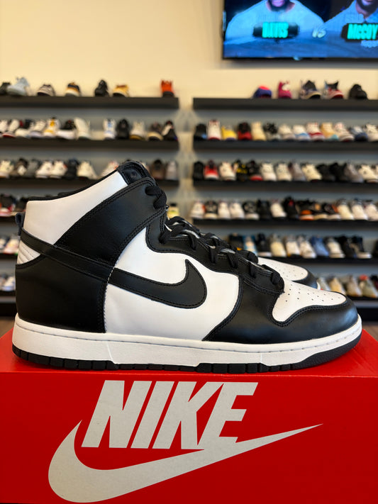 Nike Dunk High Panda Size 12 Pre-Owned