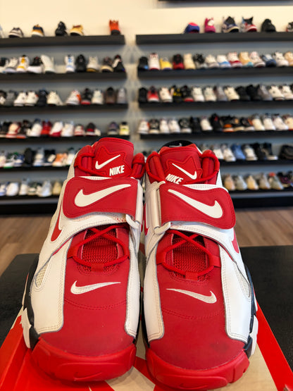 Nike Air Barrage Mid Red Size 10.5 Pre-Owned
