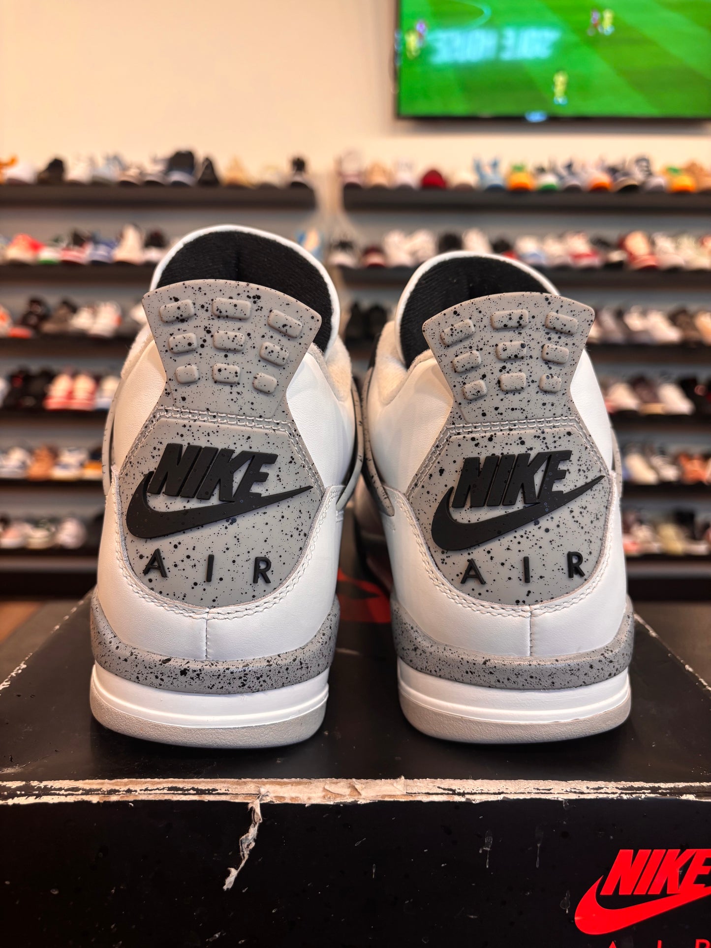 Jordan 4 White Cement Size 11 Pre-Owned