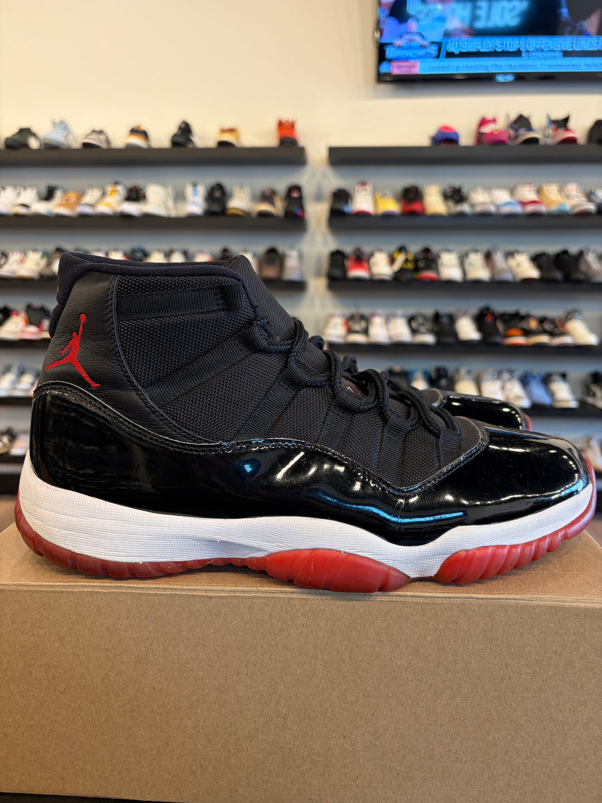 Jordan 11 Bred 2019 Size 12.5 Pre-Owned (No Box)