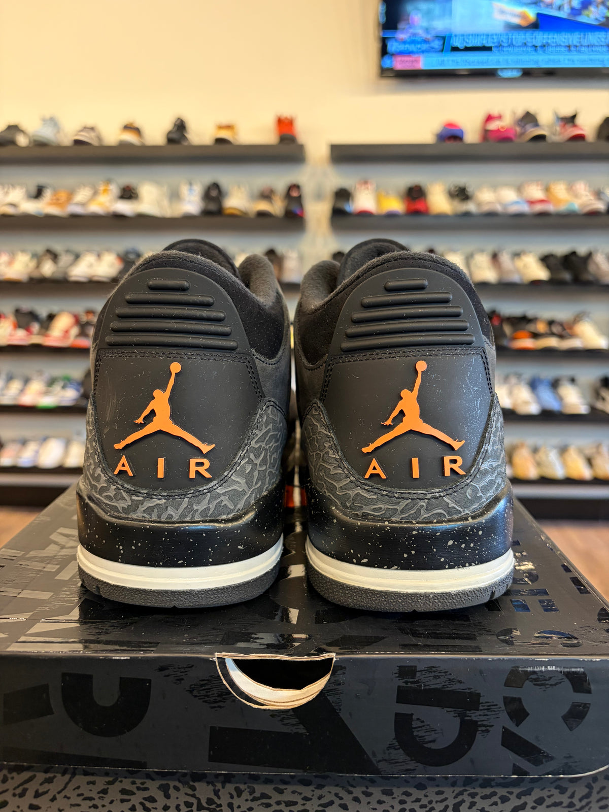 Jordan 3 Fear Size 13 Pre-Owned