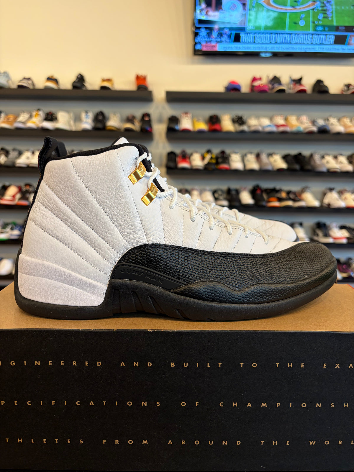 Jordan 12 Taxi Size 12 Pre-Owned