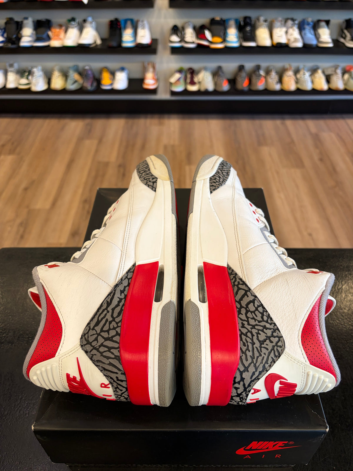 Jordan 3 Fire Red 2022 Size 11.5 Pre-Owned