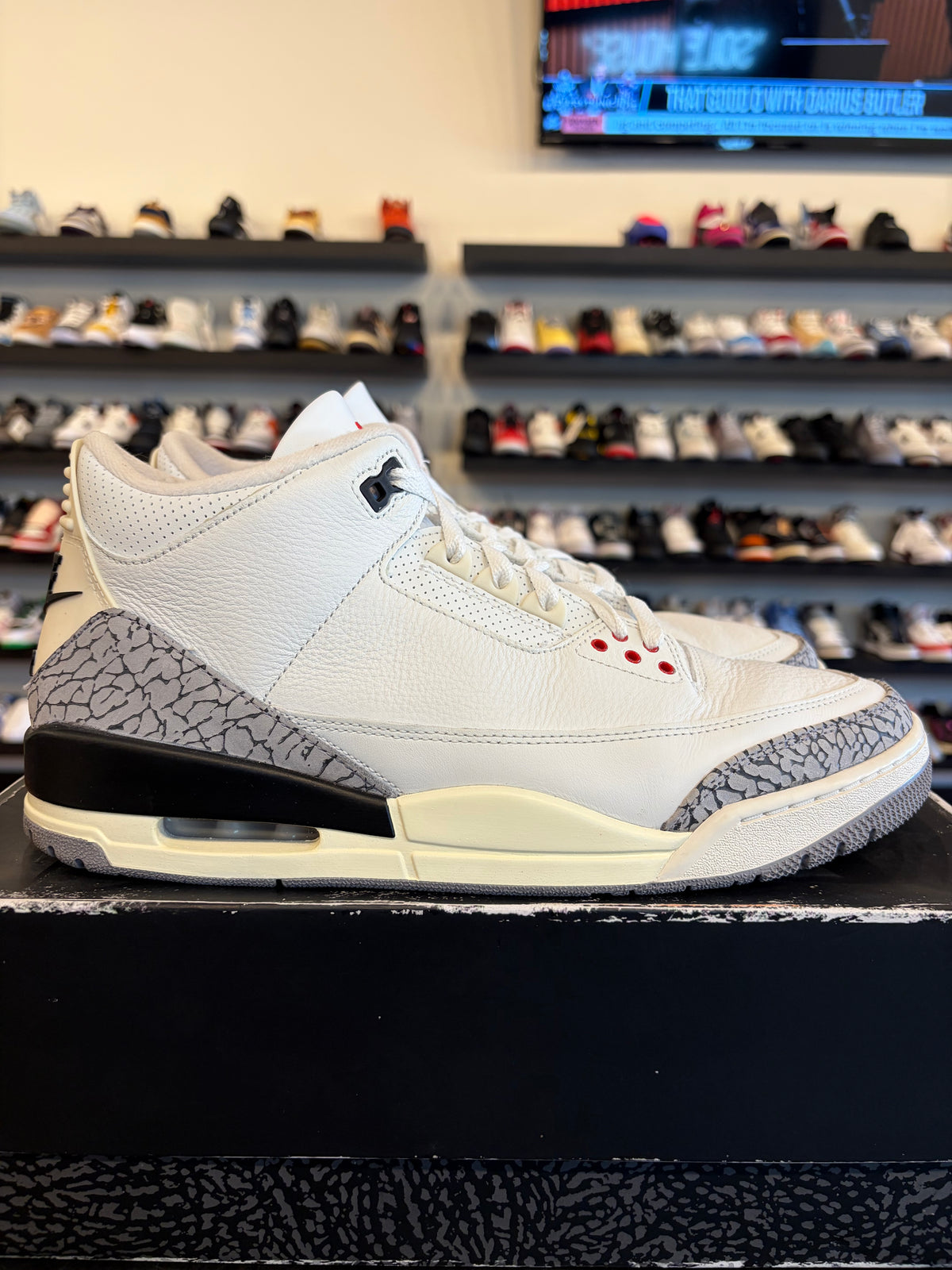 Jordan 3 Reimagined White Cement Size 12 Pre-Owned