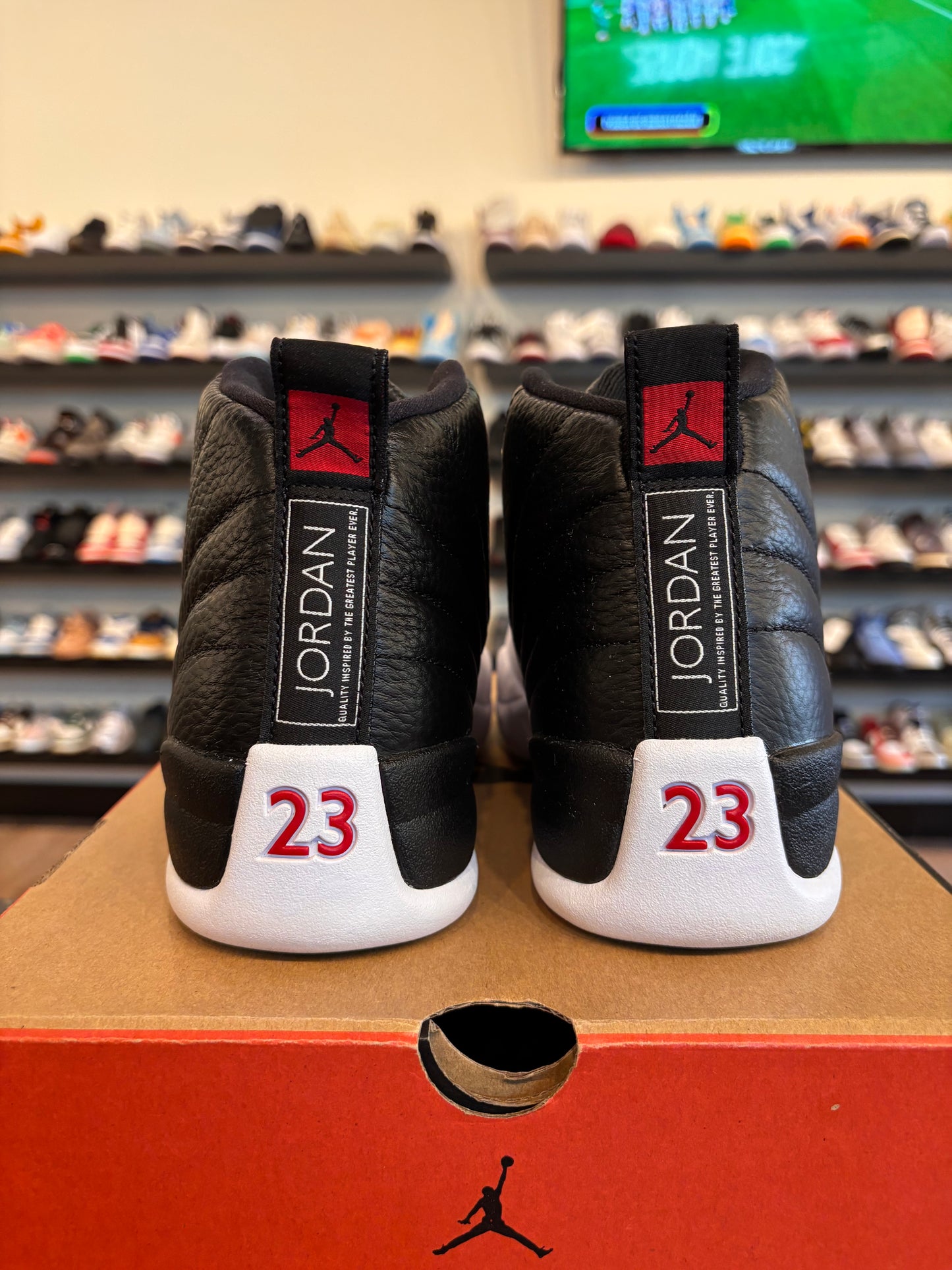 Jordan 12 Playoff Size 8.5 Pre-Owned