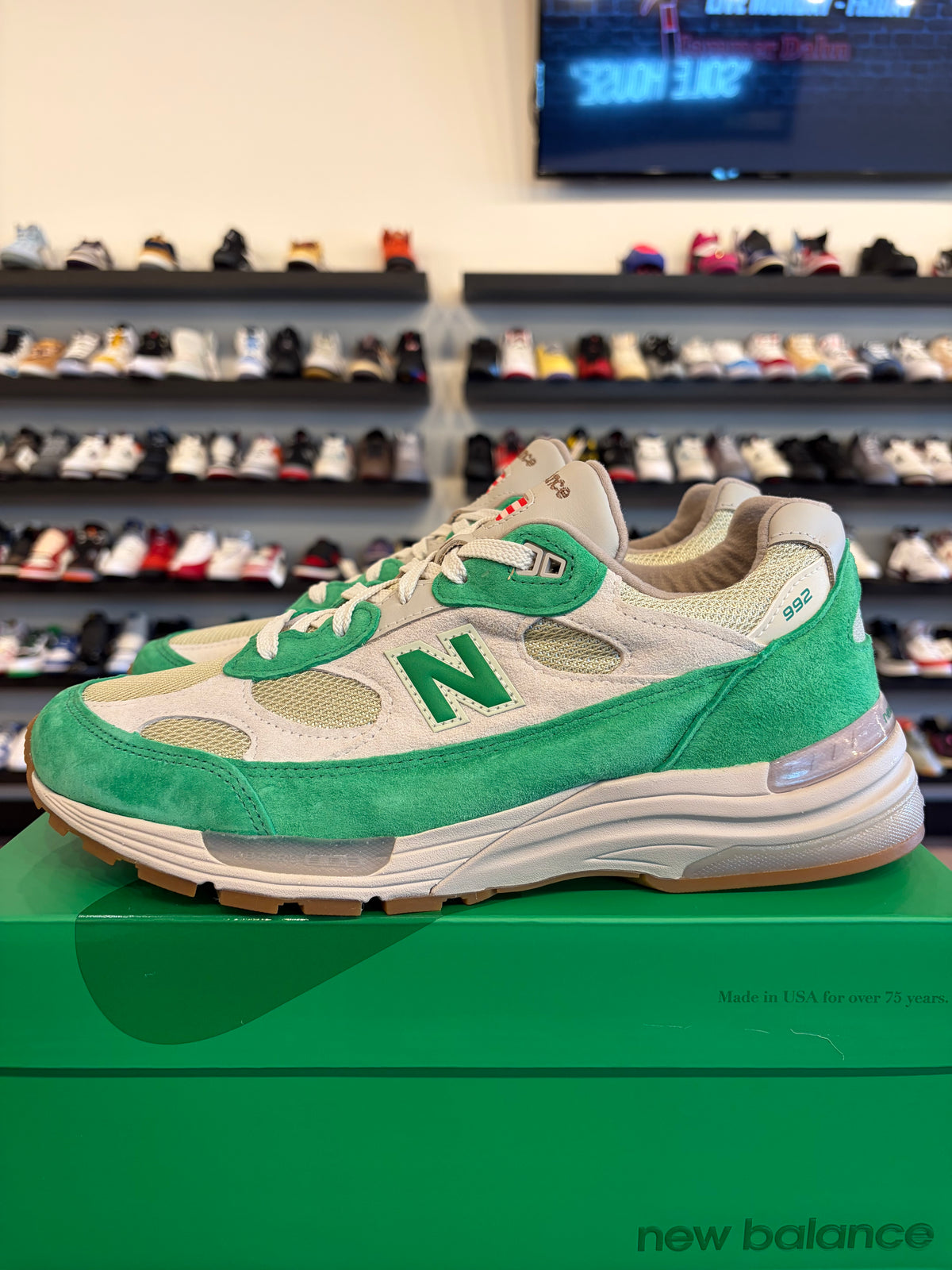 New Balance 992 MiUSA Every Now & Then Mint Size 11.5 Pre-Owned