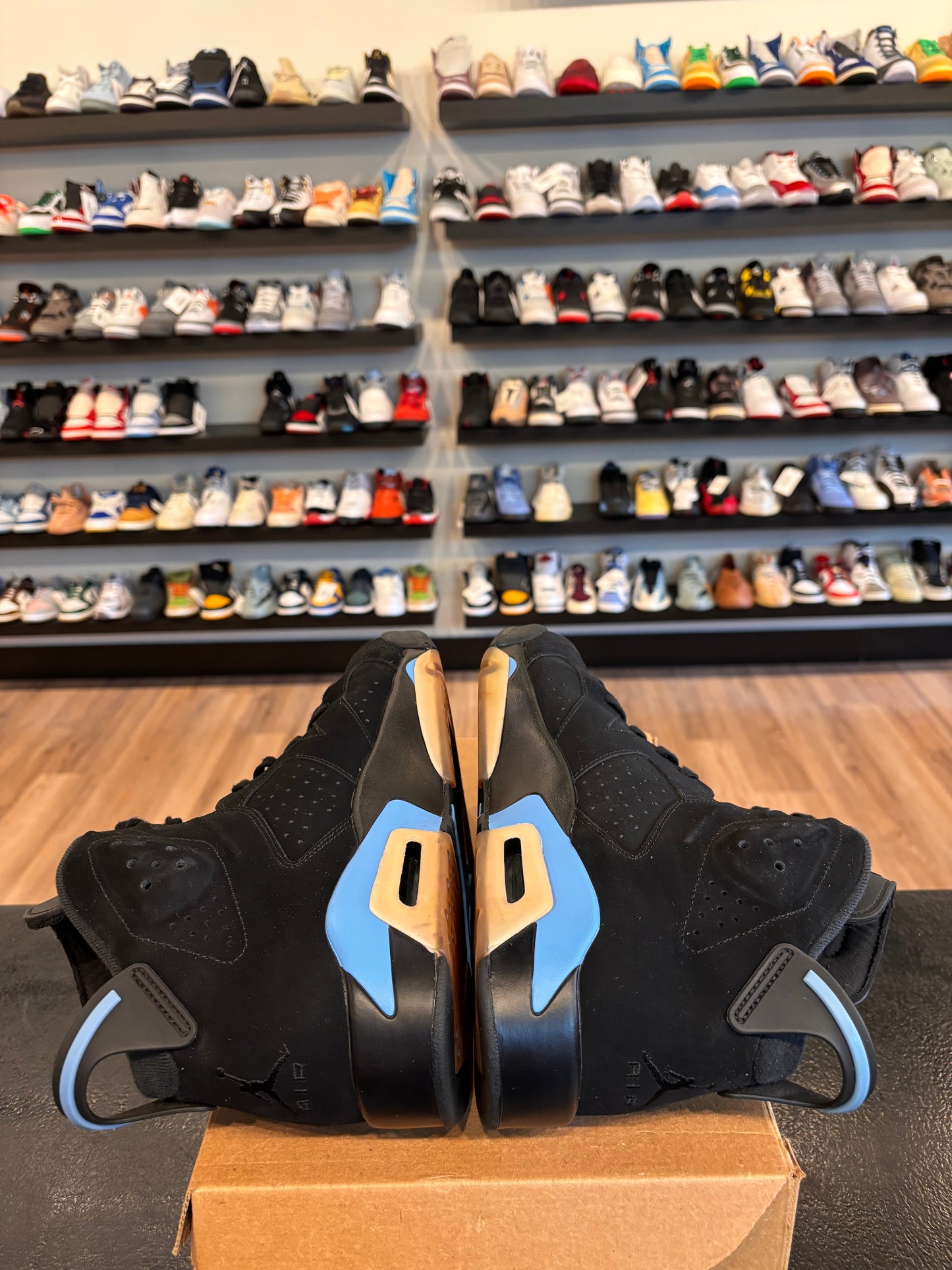 Jordan 6 Black UNC Size 12 Pre-Owned (No Box)