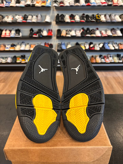 Jordan 4 Yellow Thunder Size 8.5 Pre-Owned (No Box)