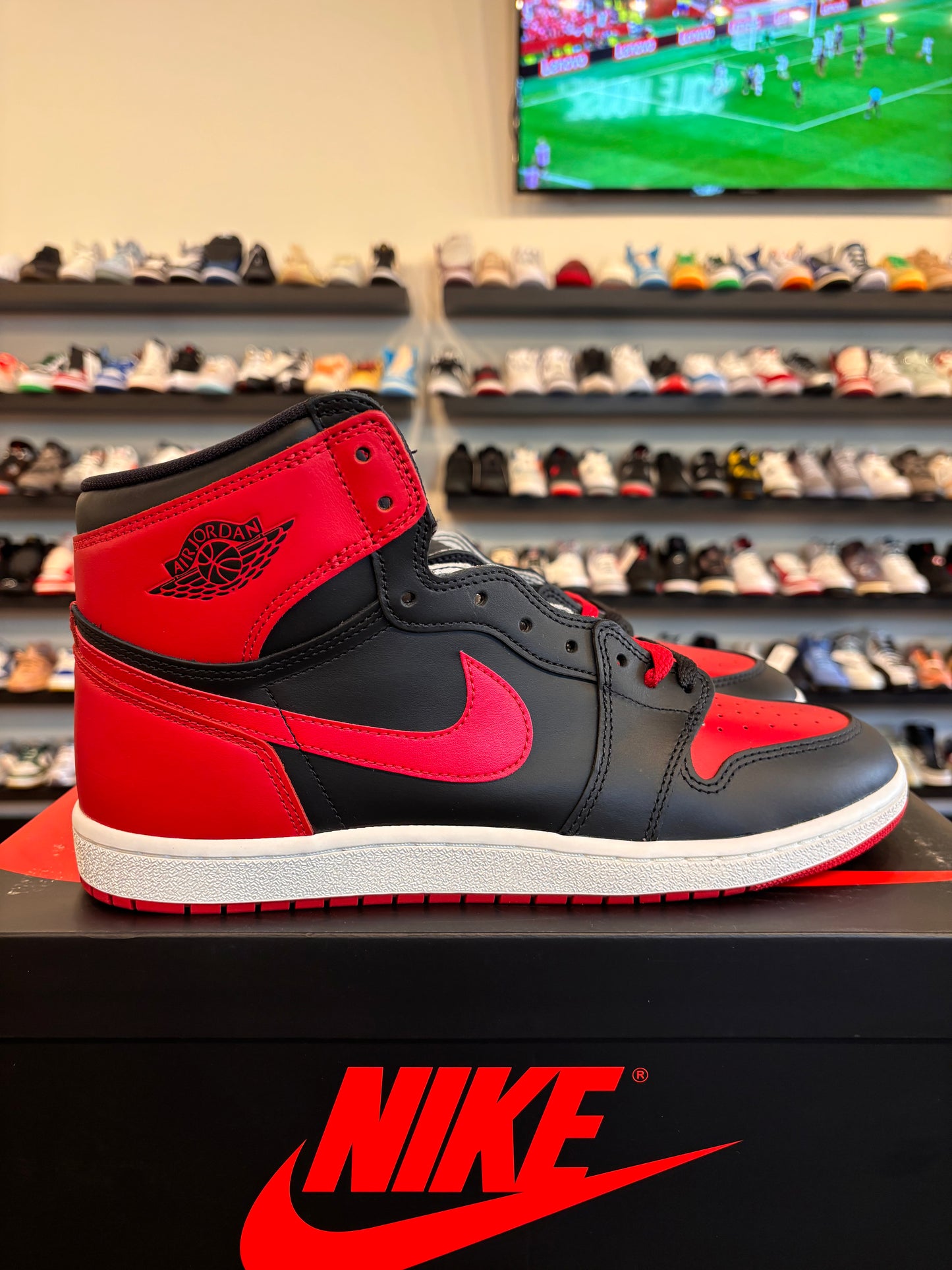 Jordan 1 Bred Banned 85 Size 13 Brand New