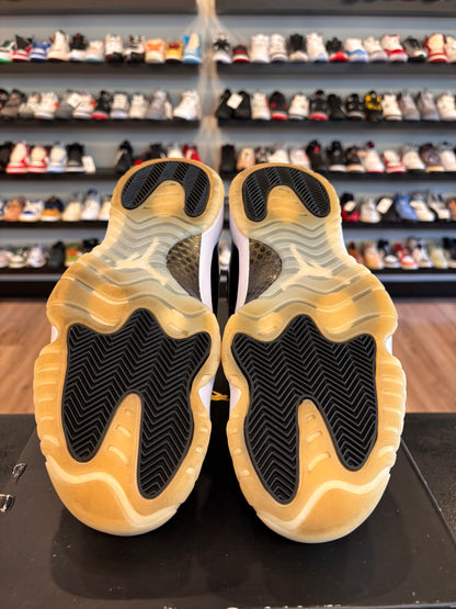 Jordan 11 Gratitude Size 11.5 Pre-Owned
