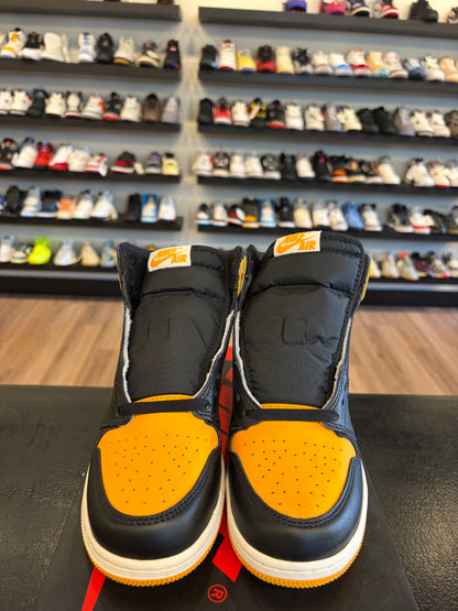 Jordan 1 Taxi Size 7Y (8.5W) Brand New