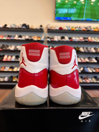 Jordan 11 Cherry Size 9 Pre-Owned