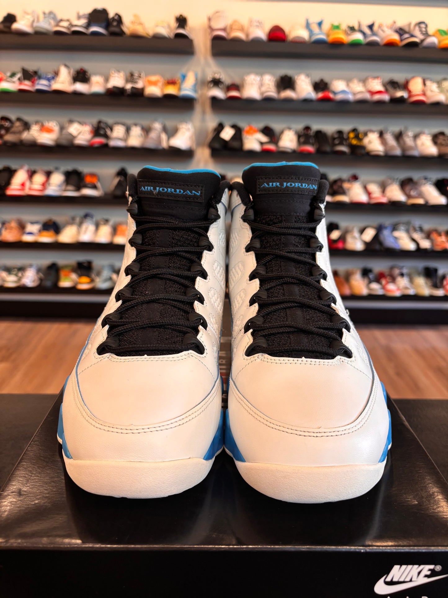 Jordan 9 Powder Blue Size 11 Pre-Owned