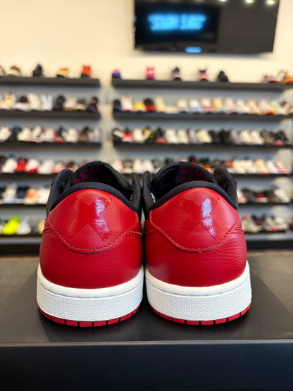 Jordan 1 Low Banned 2026 Size 8.5 Brand New