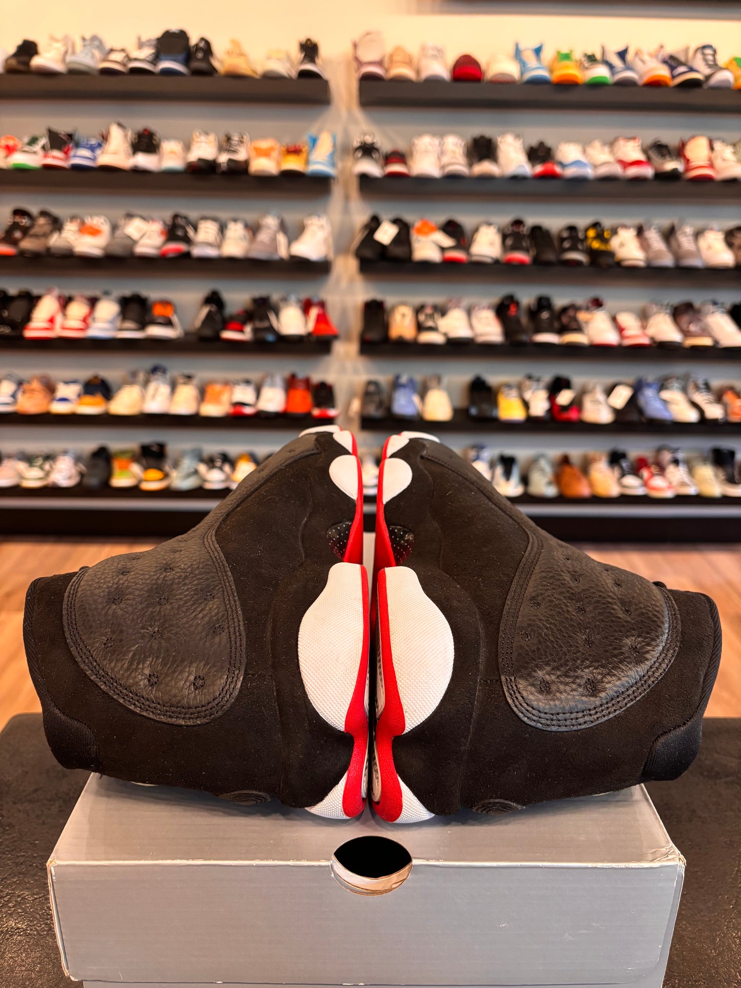 Jordan 13 Playoff Size 9.5 Pre-Owned