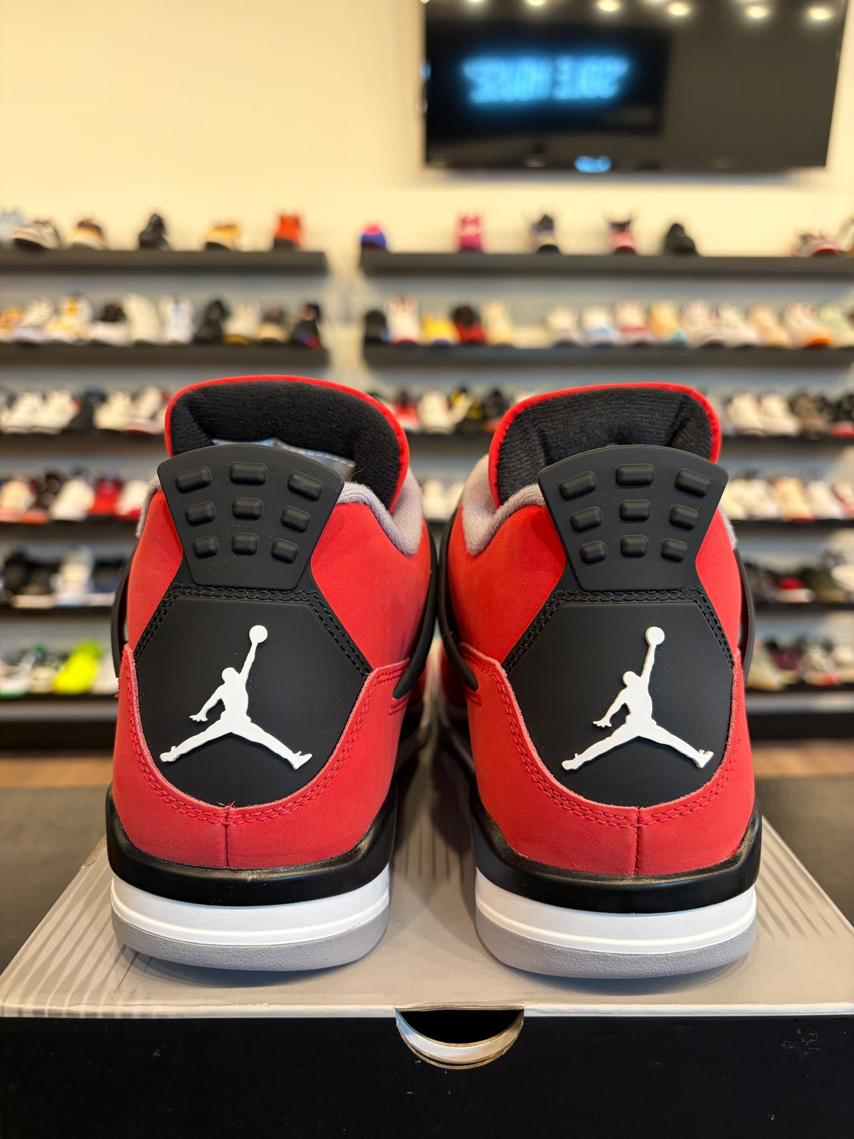 Jordan 4 Toro Bravo 2026 Size 8.5 Brand New