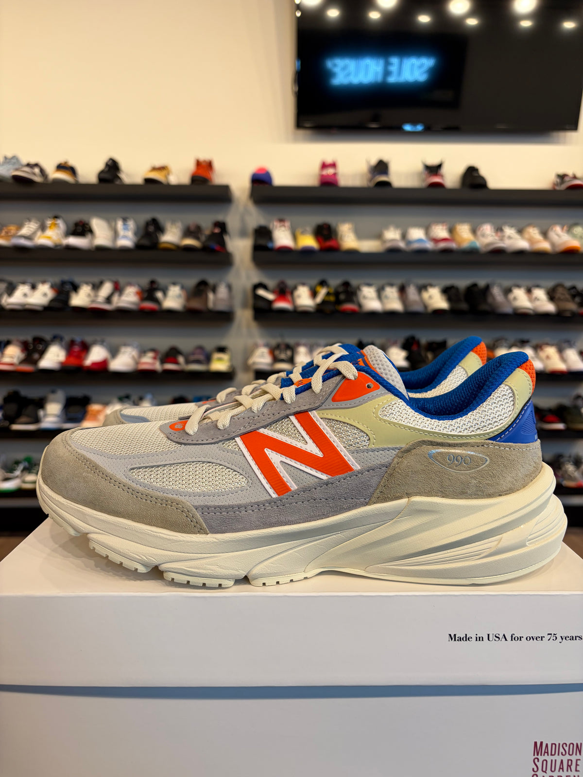 New Balance 990v6 Kith MSG Sandrift Size 11.5 Brand New
