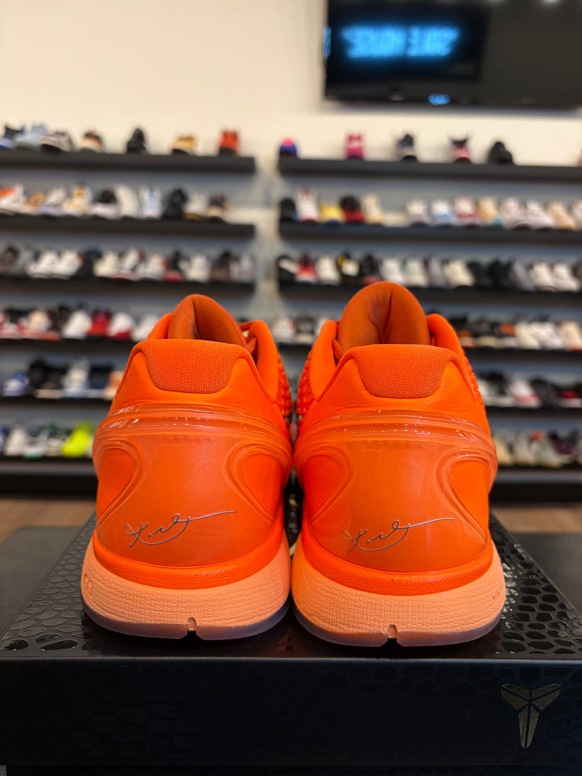 Nike Kobe 6 Protro Total Orange Size 12 Pre-Owned
