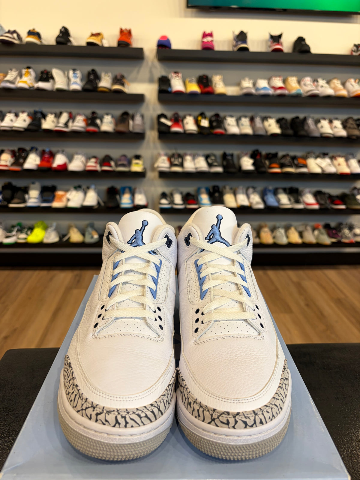 Jordan 3 UNC Size 12 Pre-Owned