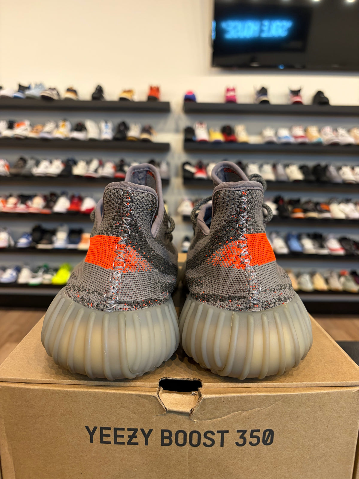 Yeezy 350 V2 Beluga 2016 Size 14 Pre-Owned