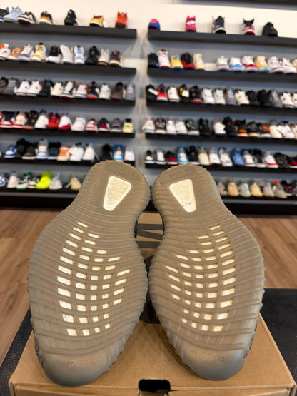 Yeezy 350 V2 Beluga 2016 Size 14 Pre-Owned