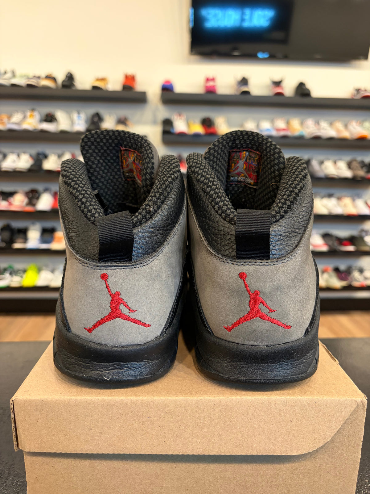 Jordan 10 Shadow 2017 Size 13 Pre-Owned (No Box)