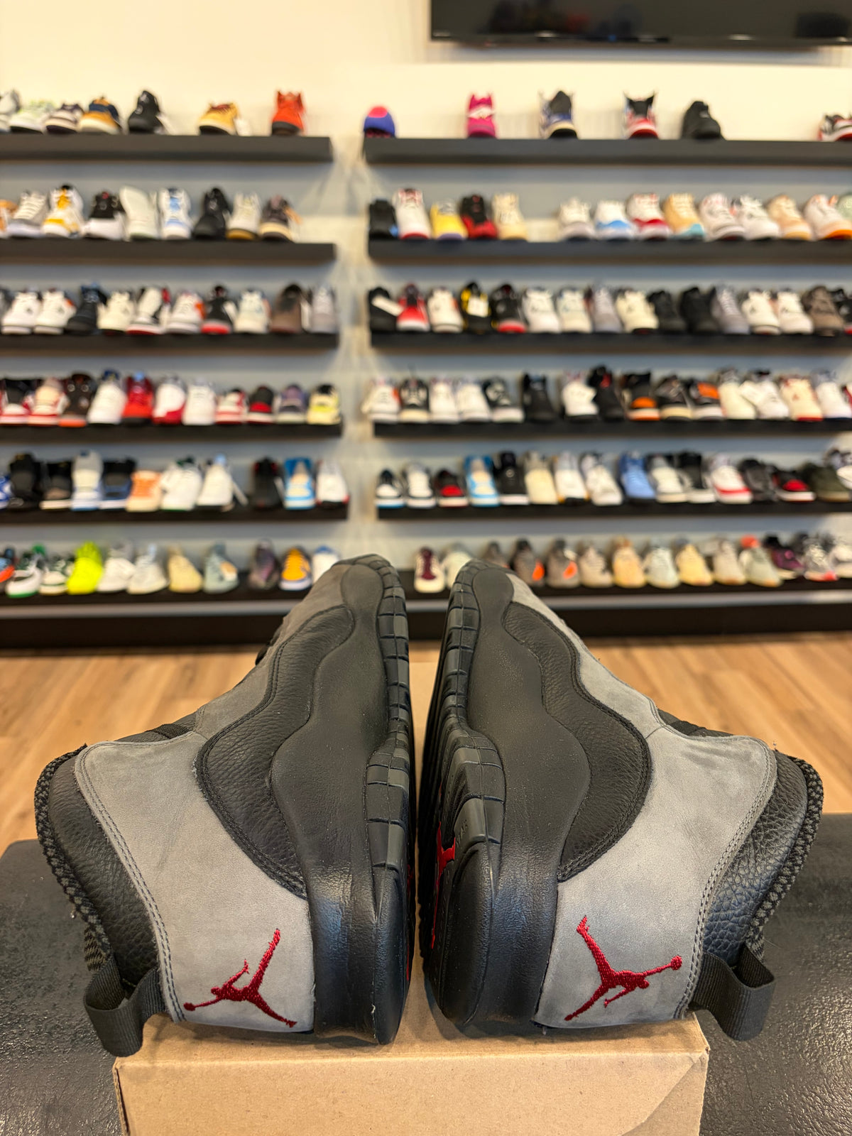 Jordan 10 Shadow 2017 Size 13 Pre-Owned (No Box)
