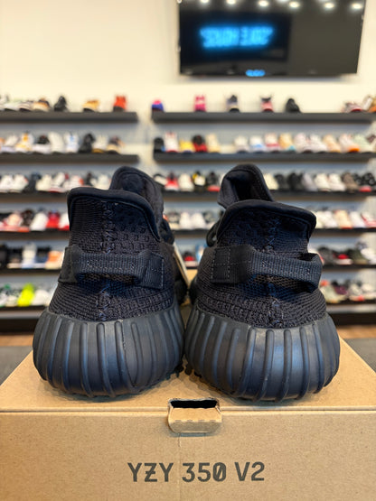 Yeezy 350 V2 Onyx Size 11 Brand New