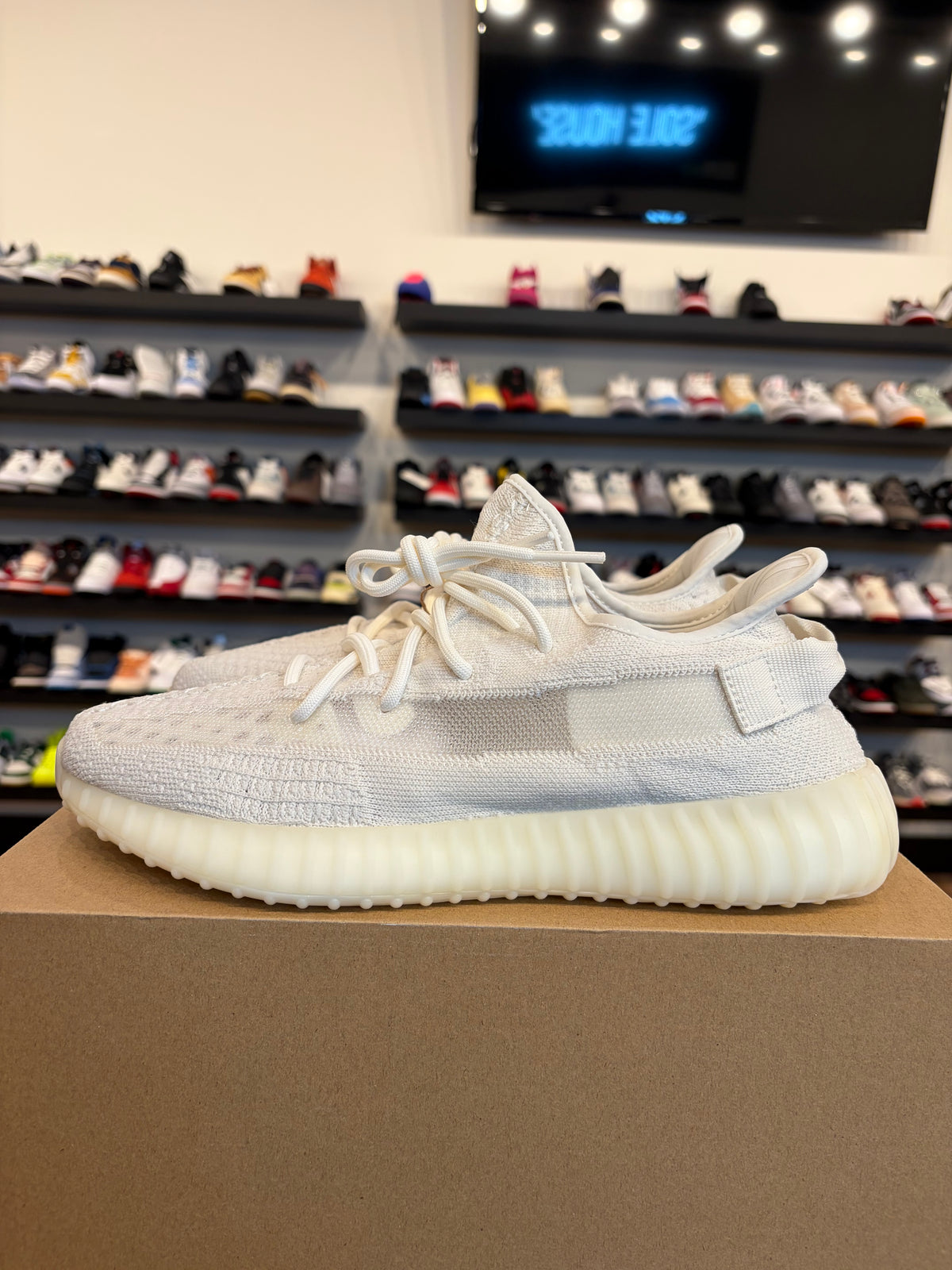 Yeezy 350 V2 Bone Size 11 Brand New