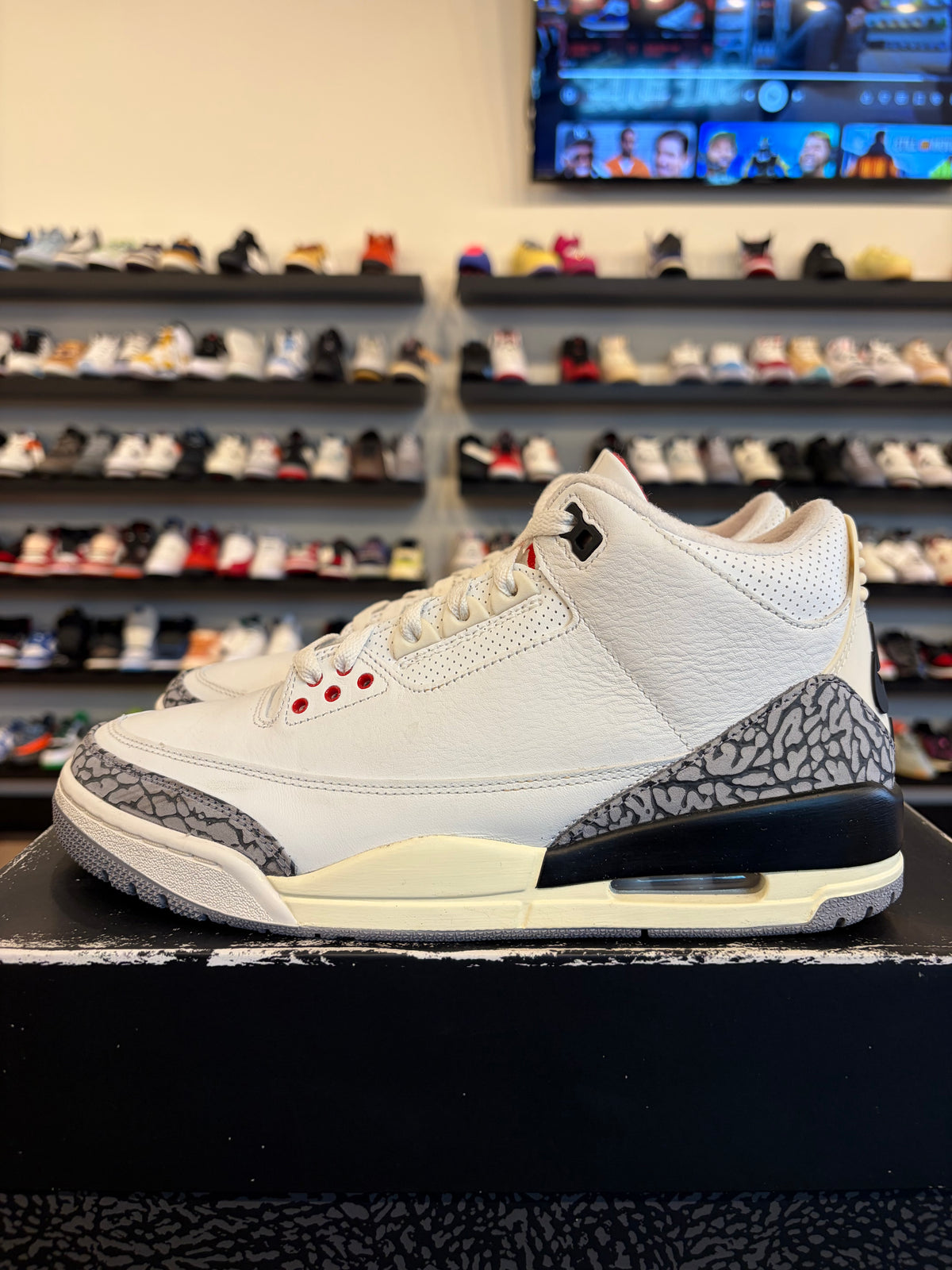 Jordan 3 Reimagined White Cement Size 9 Pre-Owned