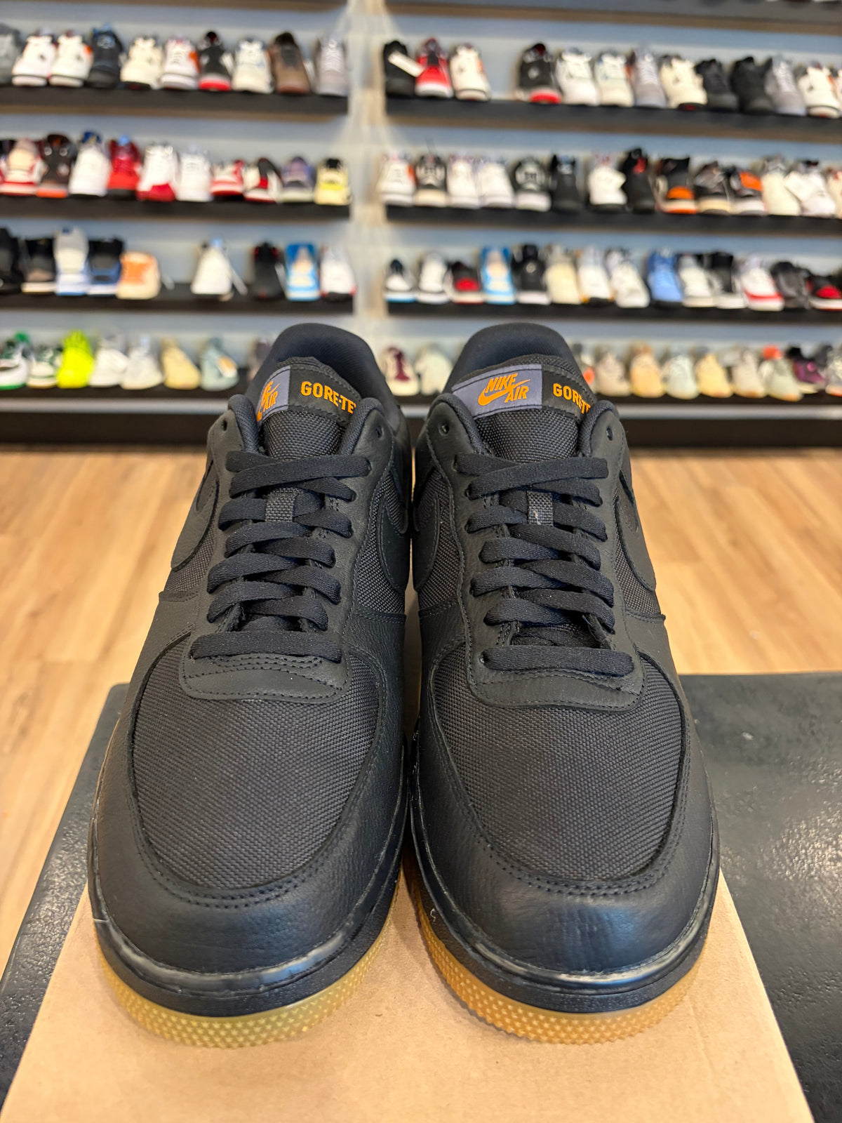Nike Air Force 1 Low Gore-Tex Black Size 13 Pre-Owned (No Box)