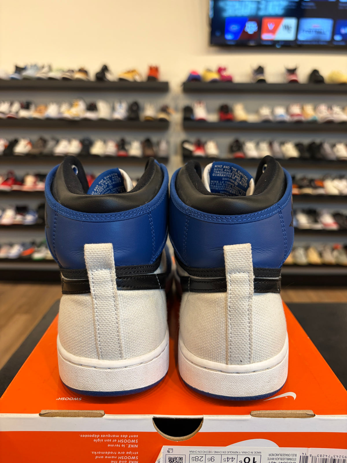 Jordan 1 AJKO Royal Size 10.5 Pre-Owned