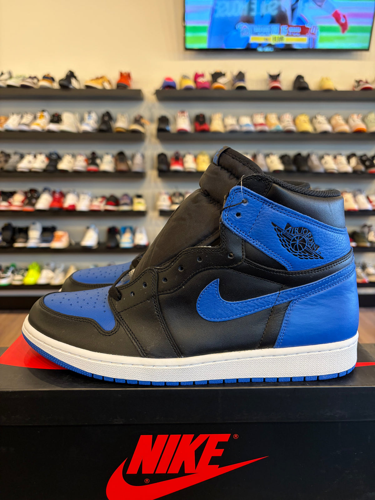 Jordan 1 Royal 2017 Size 12 Brand New