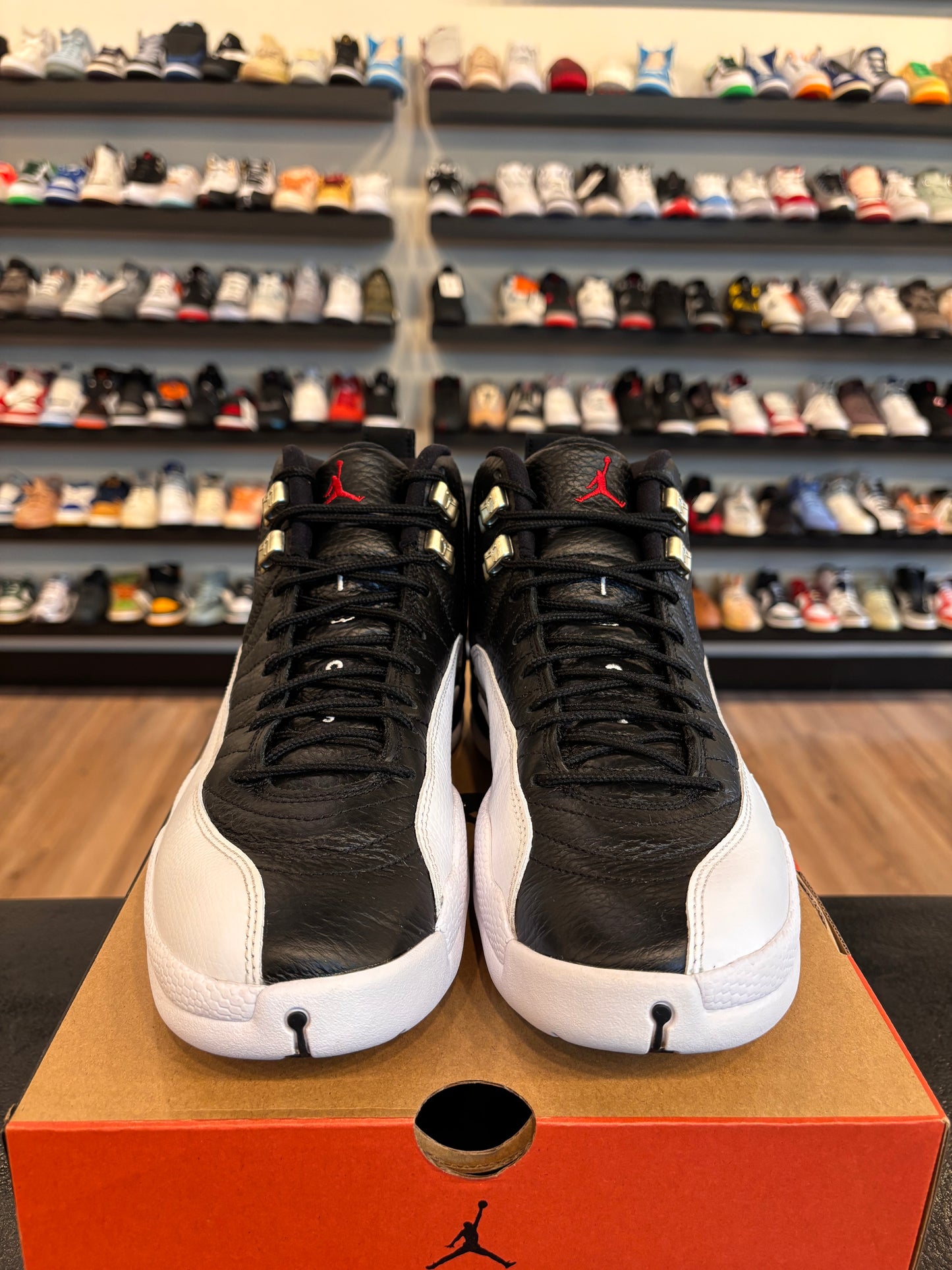 Jordan 12 Playoff Size 9.5 Pre-Owned