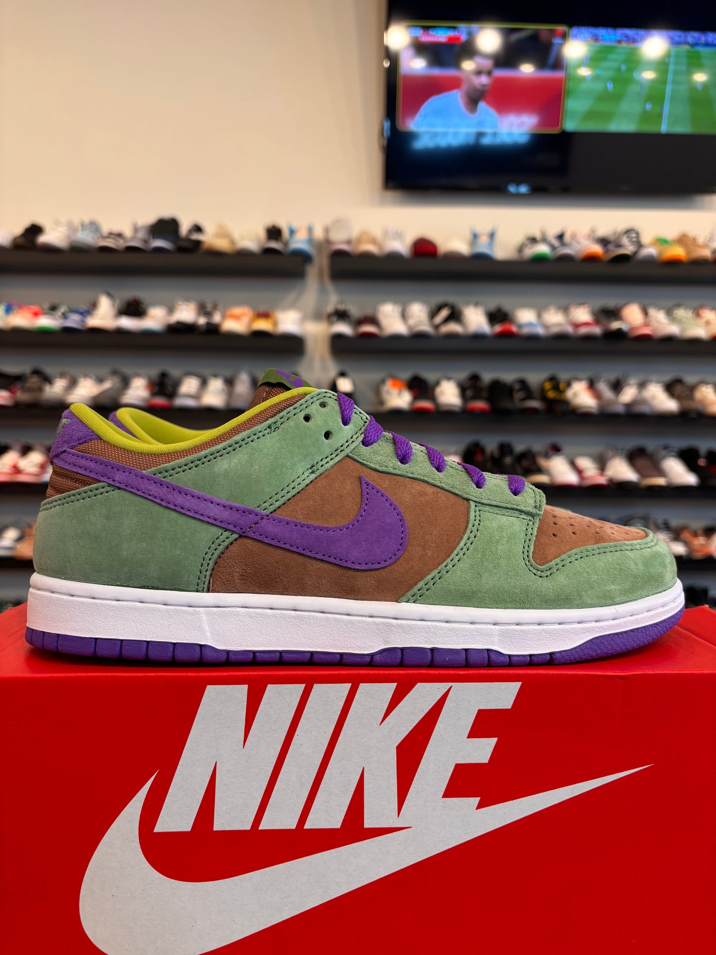 Nike Dunk Low Veneer Size 10 Brand New