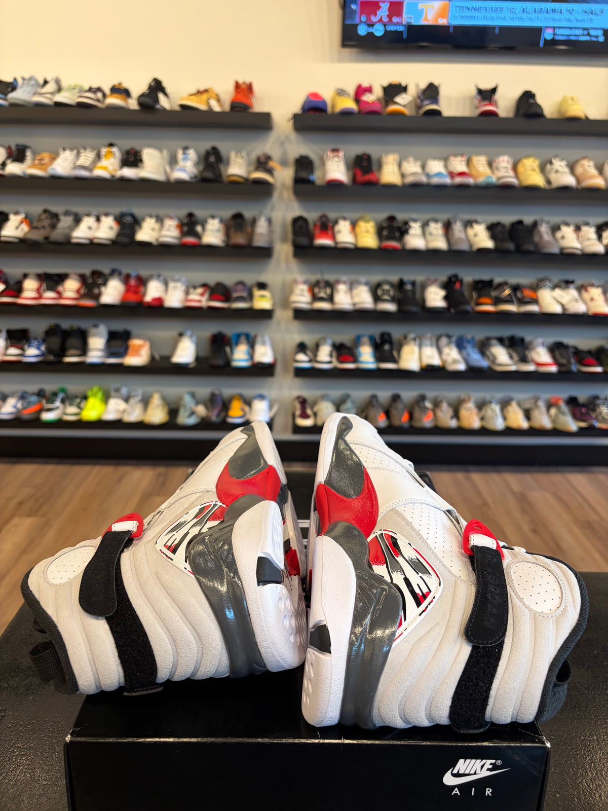 Jordan 8 Bugs Bunny 2025 Size 12 Brand New
