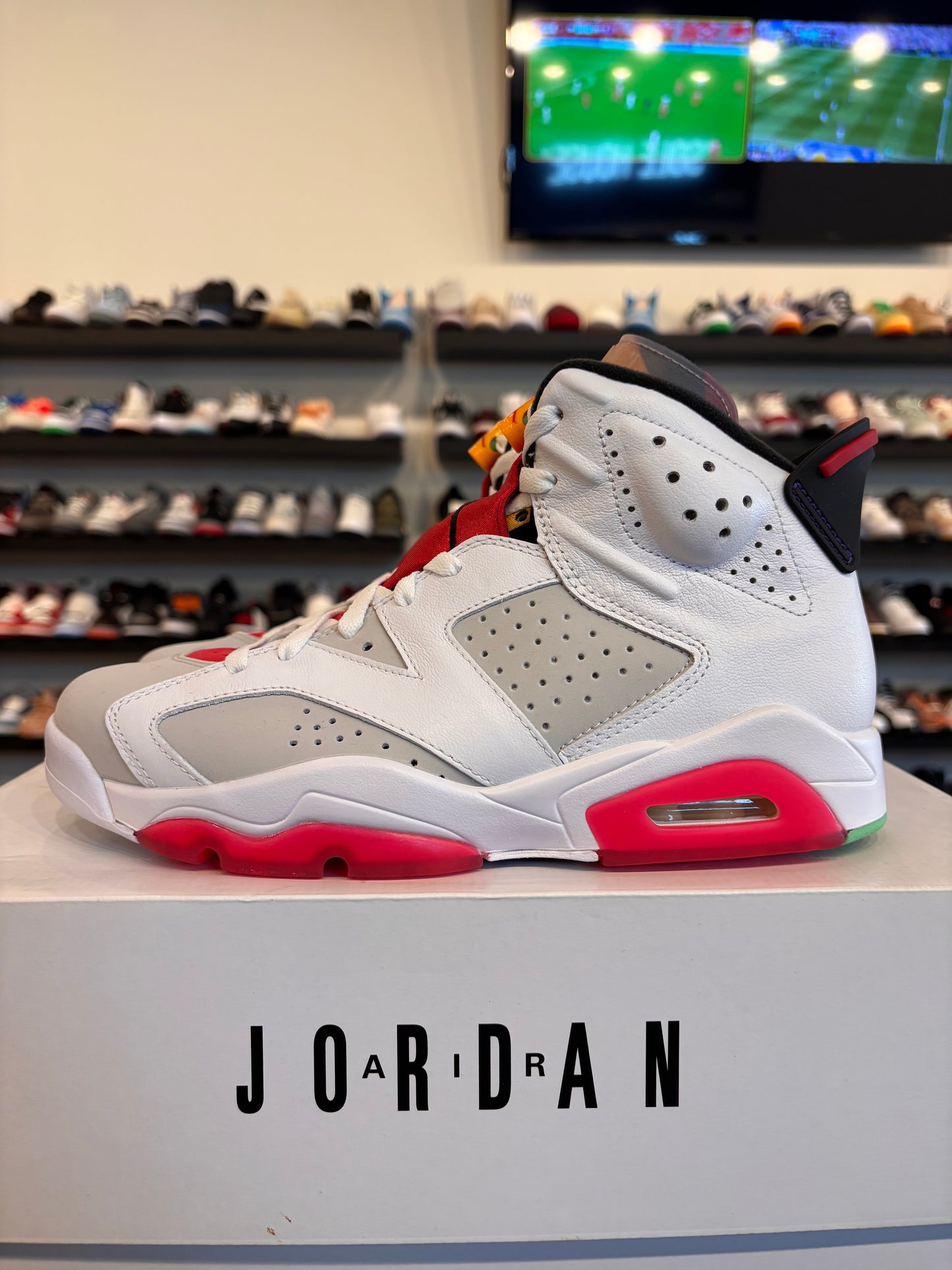 Jordan 6 Hare Size 8 Pre-Owned