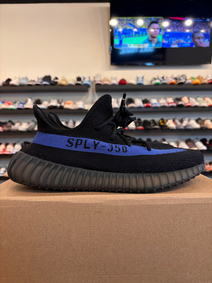 Yeezy 350 V2 Dazzling Blue Size 10.5 Pre-Owned (No Box)