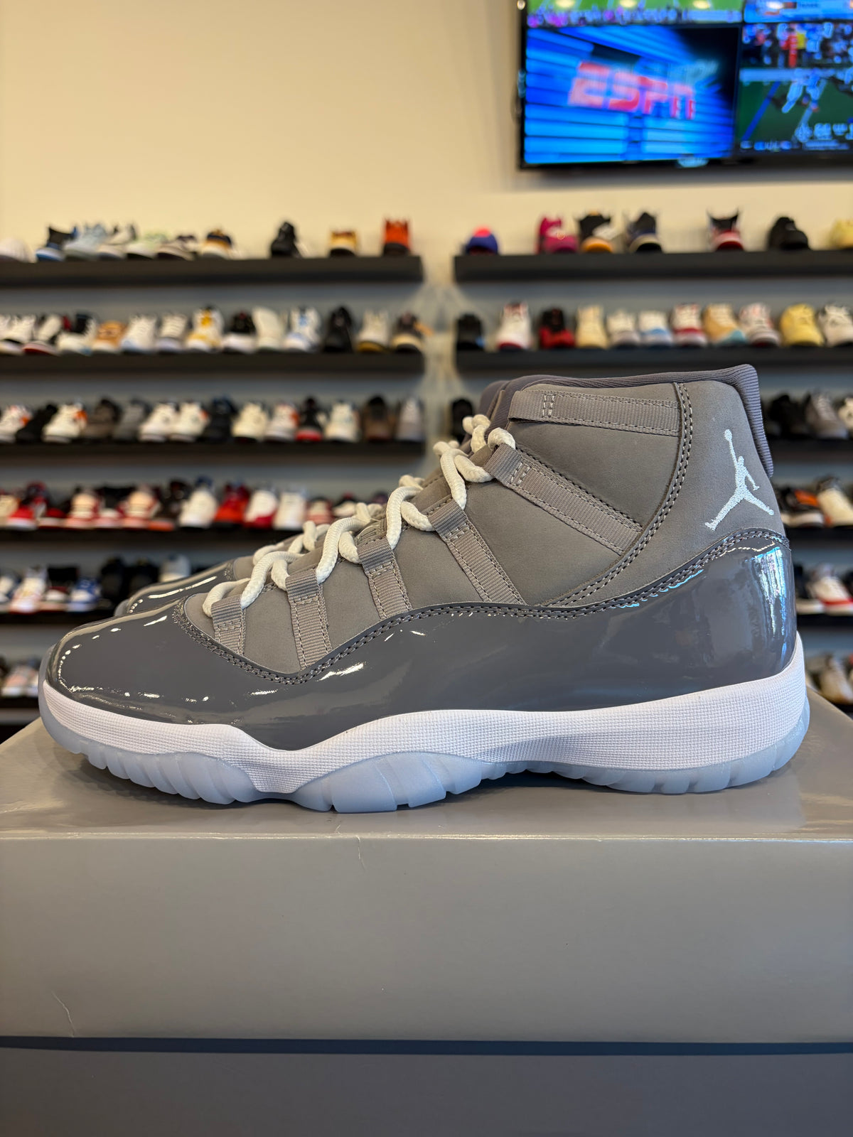 Jordan 11 Cool Grey 2021 Size 10.5 Brand New