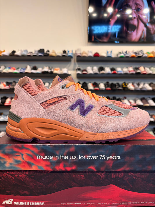 New Balance 990v2 Salehe Bembury Sand Be The Time Size 11 Pre-Owned