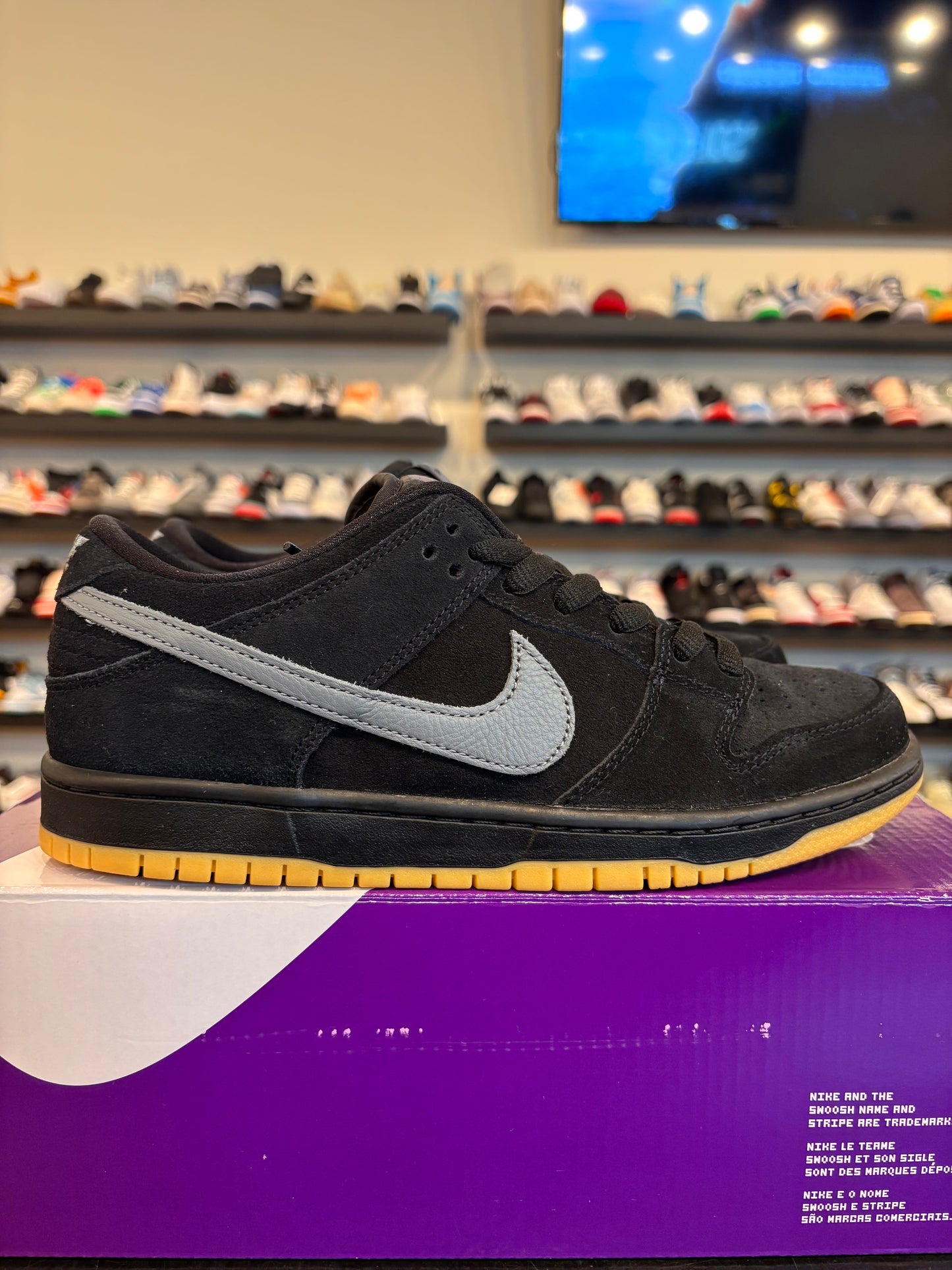 Nike SB Dunk Low Black Fog Size 8 Pre-Owned
