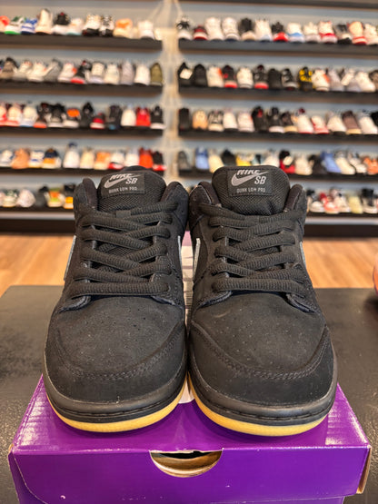 Nike SB Dunk Low Black Fog Size 8 Pre-Owned