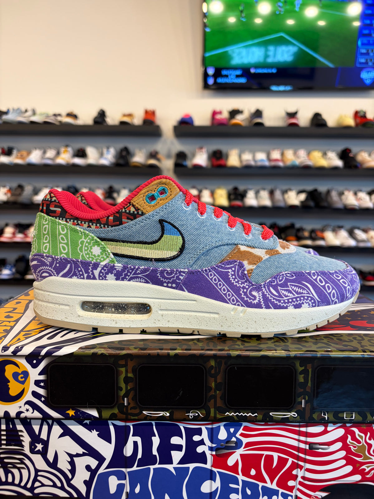 Nike Air Max 1 Concepts Far Out (Special Box) Size 10 Brand New