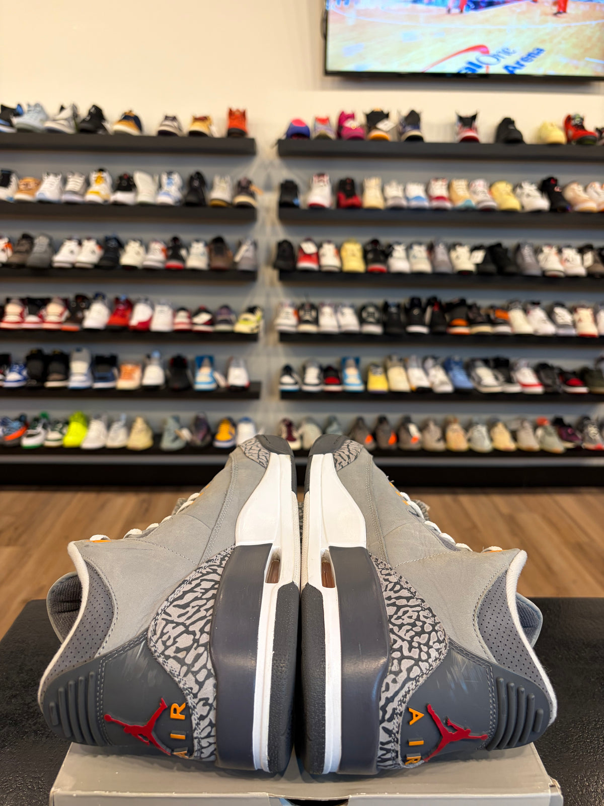 Jordan 3 Cool Grey Size 10.5 Pre-Owned