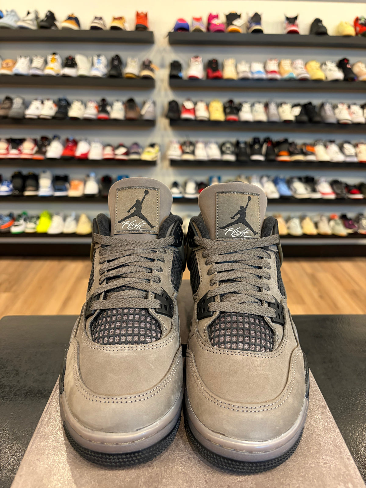 Jordan 4 Cave Stone Size 7Y (8.5W) Pre-Owned