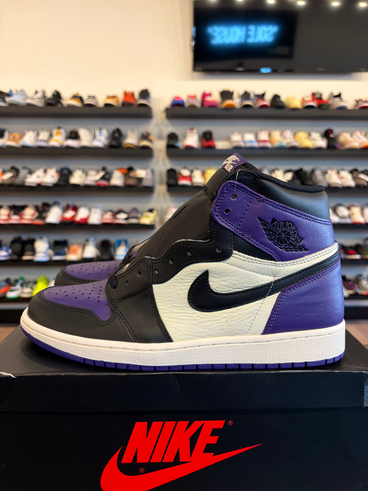 Jordan 1 Court Purple 1.0 Size 12 Brand New